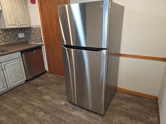 4th image of 70 Mudge St #12