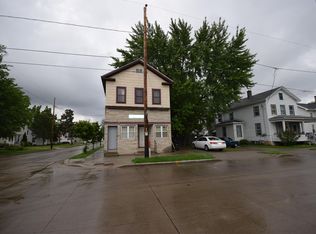 584 Mount Vernon St, Oshkosh, WI 54901