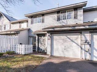2564 Bedford Ct, Mendota Heights, MN 55120
