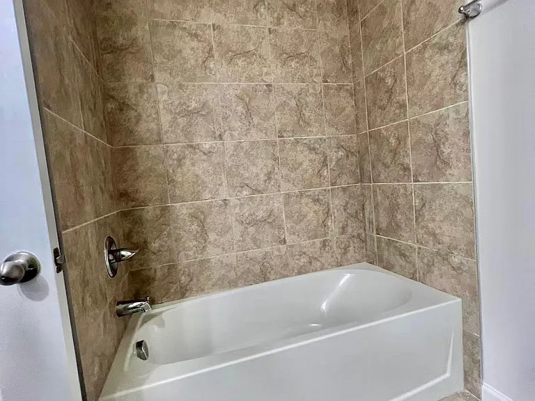 17914 Turning Leaf Cir — Photo 23