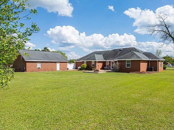 5th image of 125 Dadford Dr