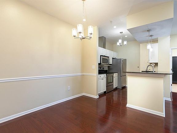 4th image of 2015 Reston Rd APT 2208