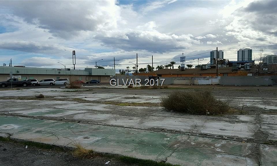 1st image of 1600 S Casino Center Blvd