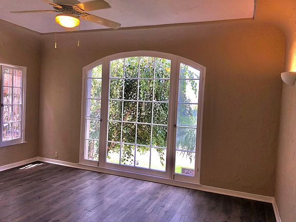 2nd image of 444 N Sierra Bonita Ave #10