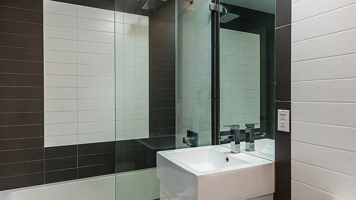 Rented by Nooklyn NYC LLC | media 17