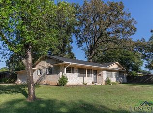 111 Melrose Dr, Texarkana, TX 75501
