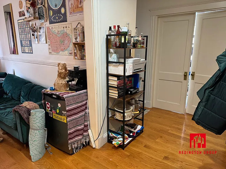 240 Kelton St #7 — Photo 15