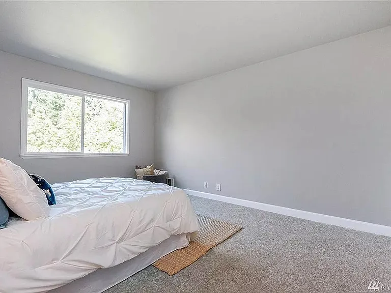 9800 Roosevelt Way NE #31 — Photo 16