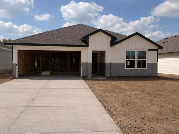 10648 Knox Landing Dr, Bryan, TX 77845