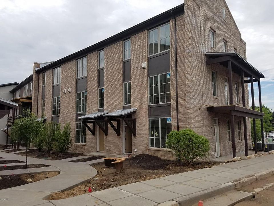 2nd image of 2018 Celadon Dr NE #104