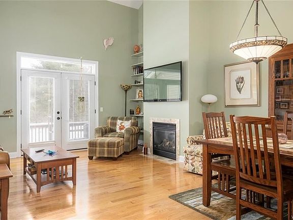 2nd image of 4600 Martingale Ct