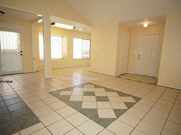 5th image of 1238 Southwestern Dr