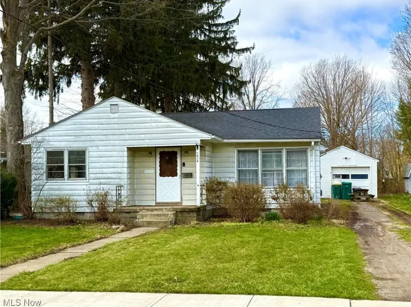 7474 Rockingham Rd, Mentor, OH 44060