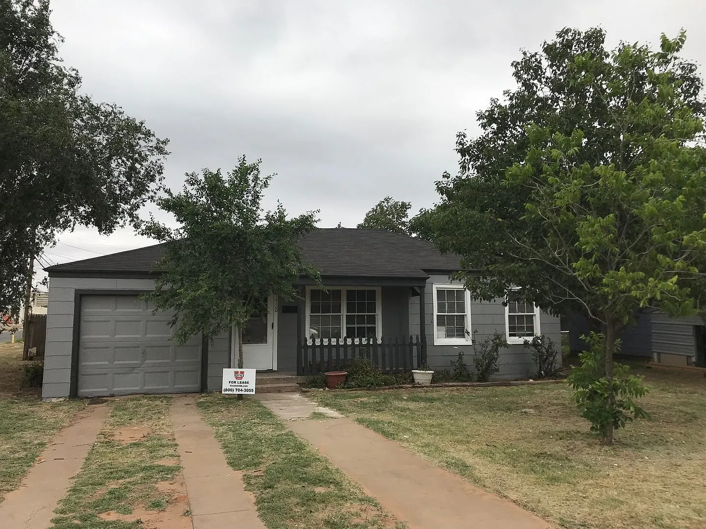 Handyman Special $0 First Month's Rent / "You Fix, You Save Big!! — Photo 2