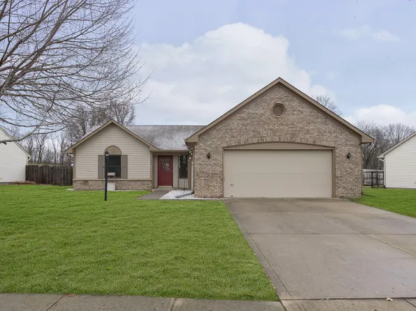 5650 Pine Knoll Blvd, Noblesville, IN 46062