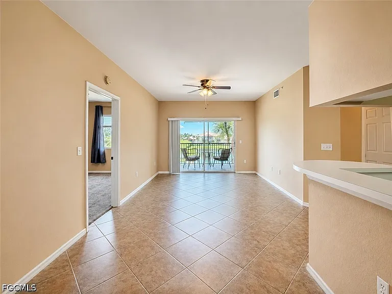 6490 Aragon Way #303 — Photo 11