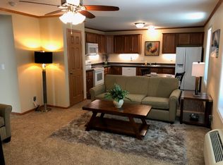 204 E 10th Ave, Emporia, KS 66801