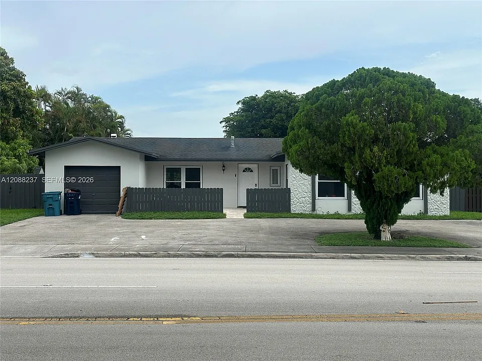 11611 SW 122nd Ave