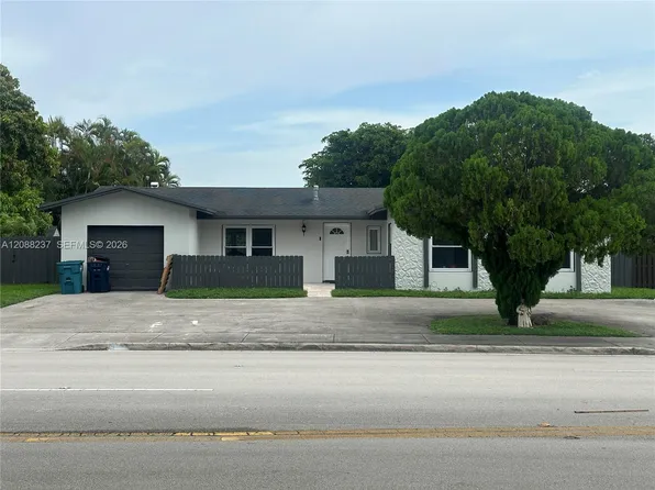 11611 SW 122nd Ave, Miami, FL 33186