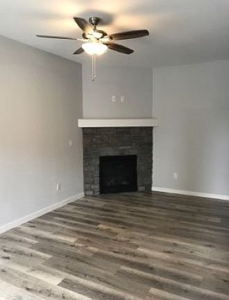 4th image of 531 Sunset Ave NE #B