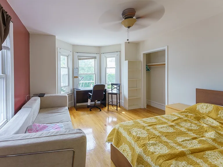 94 Cushing St #4 — Photo 5