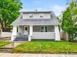 1242 Fisk Rd SE, Grand Rapids, MI 49506