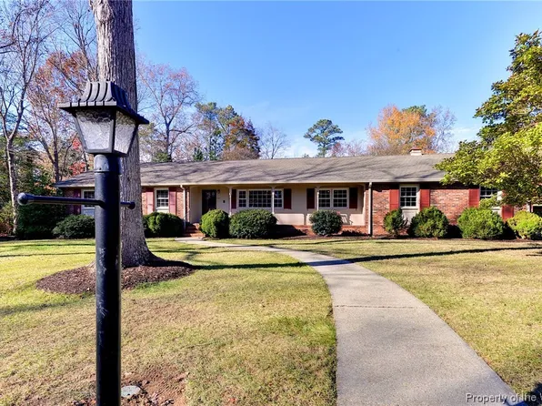 121 W Kingswood Dr, Williamsburg, VA 23185