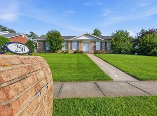 250 Savannah Dr, Nicholasville, KY 40356