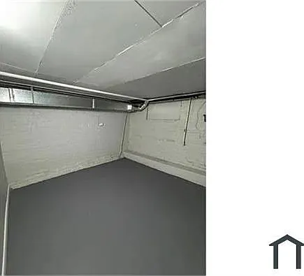 420 N Glover St — Photo 12