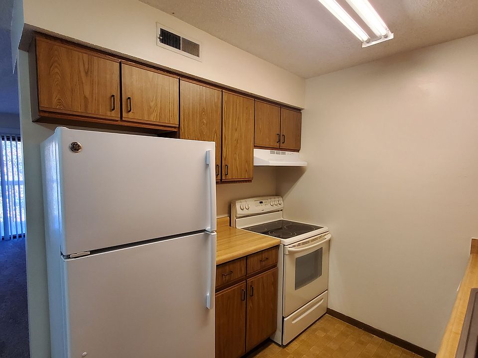 1st image of 2323 T St #22