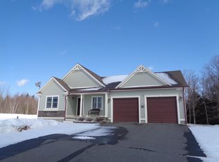 41 Ridge View Rd, Dover Foxcroft, ME 04426