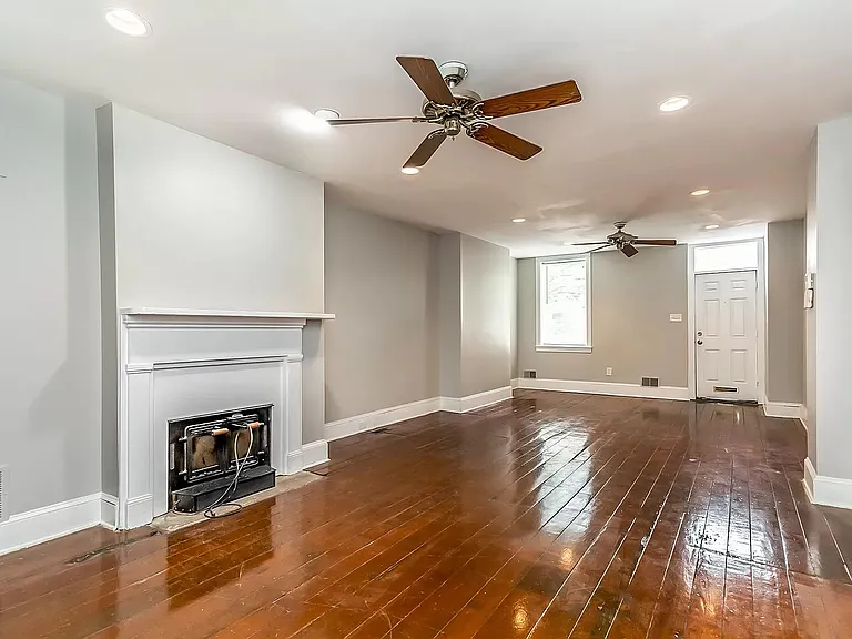 635 Portland St #A — Photo 4