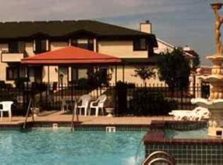 3204 Wood Rd #8, Racine, WI 53406