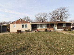 1215 Logan St, Holdrege, NE 68949