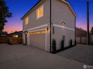 2526 State St #B, Everett, WA 98201