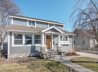 221 Barber St, Spring Lake, MI 49456