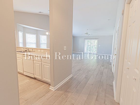4th image of 4850 Meadowsweet Dr APT 1709