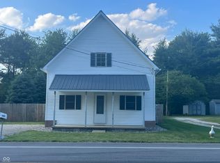 318 W Jefferson St, Kirklin, IN 46050