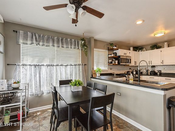 5th image of 2627 N Augusta Dr