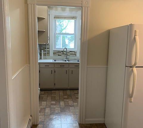 4th image of 49 Furnace St Floor 2