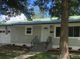 308 N Chestnut St, Eldon, MO 65026
