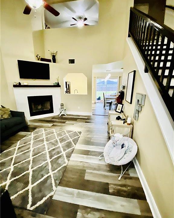 1st image of 4308 Sunflower Dr