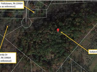 Randy Dr, Pottstown, PA 19464