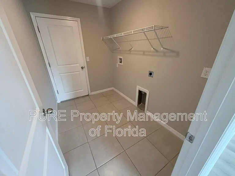 12495 SE 100th Ave — Photo 58