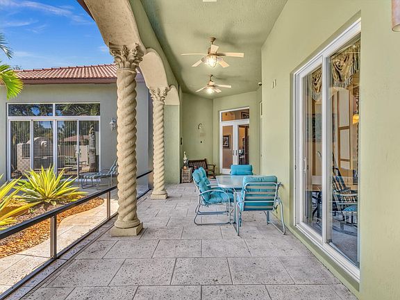 4th image of 3934 Sherwood Boulevard