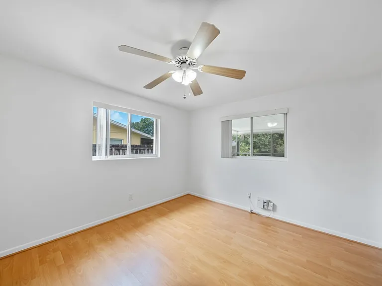 1812 Lady Mary Dr — Photo 16