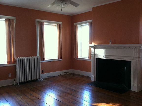 5th image of 126 Thames St #1