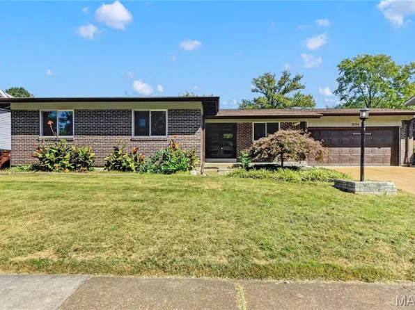 3106 Donnycave Ln, Maryland Heights, MO 63043