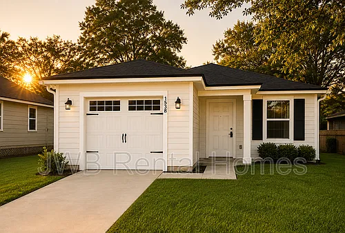 1538 Harrison St Photo 1