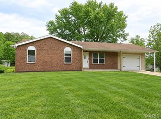 1140 Sycamore Ln, Saint Clair, MO 63077